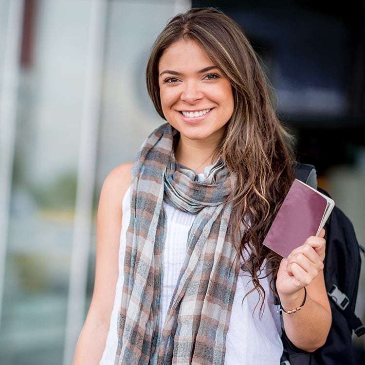 Nous aidons les étudiants qui déménagent au Canada